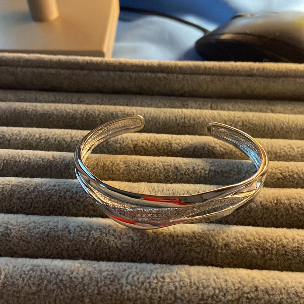 bracelet - Picture 2 of 2